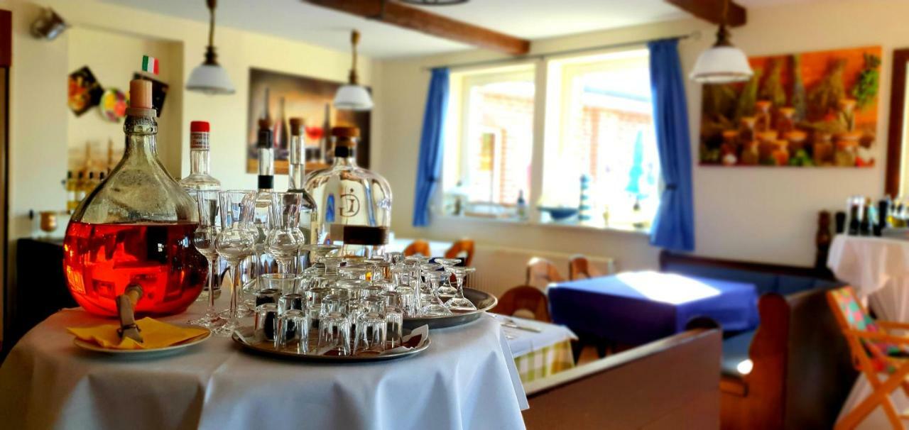 Gasthaus Zum Seestern Hotell Ravensbruck Exteriör bild